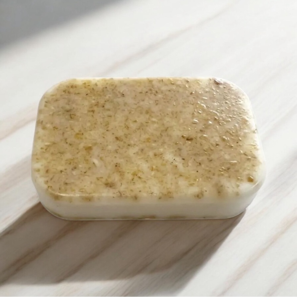 Oatmeal vitamin E face and body Soap Bar. 3oz